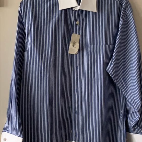 Joseph & Lyman Dress Shirt - Picture 3 of 5